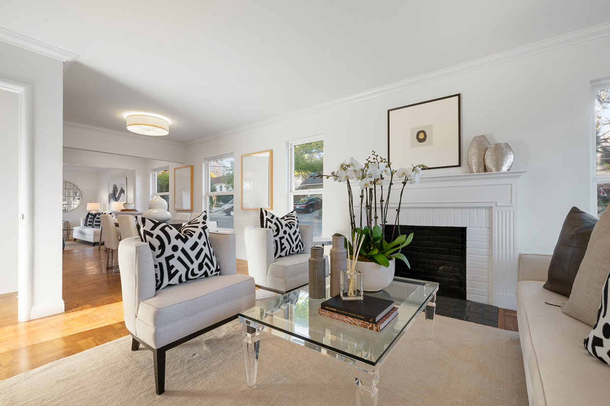 647 Cuesta is a 3 bd, 2ba house, listed by The Sharp Group, a luxury real estate group that serves Hillsborough, San Mateo, Burlingame and the Peninsula. 