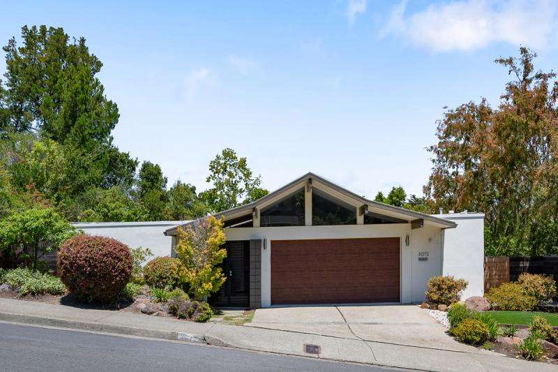 3072 Atwater Drive, Burlingame Photo