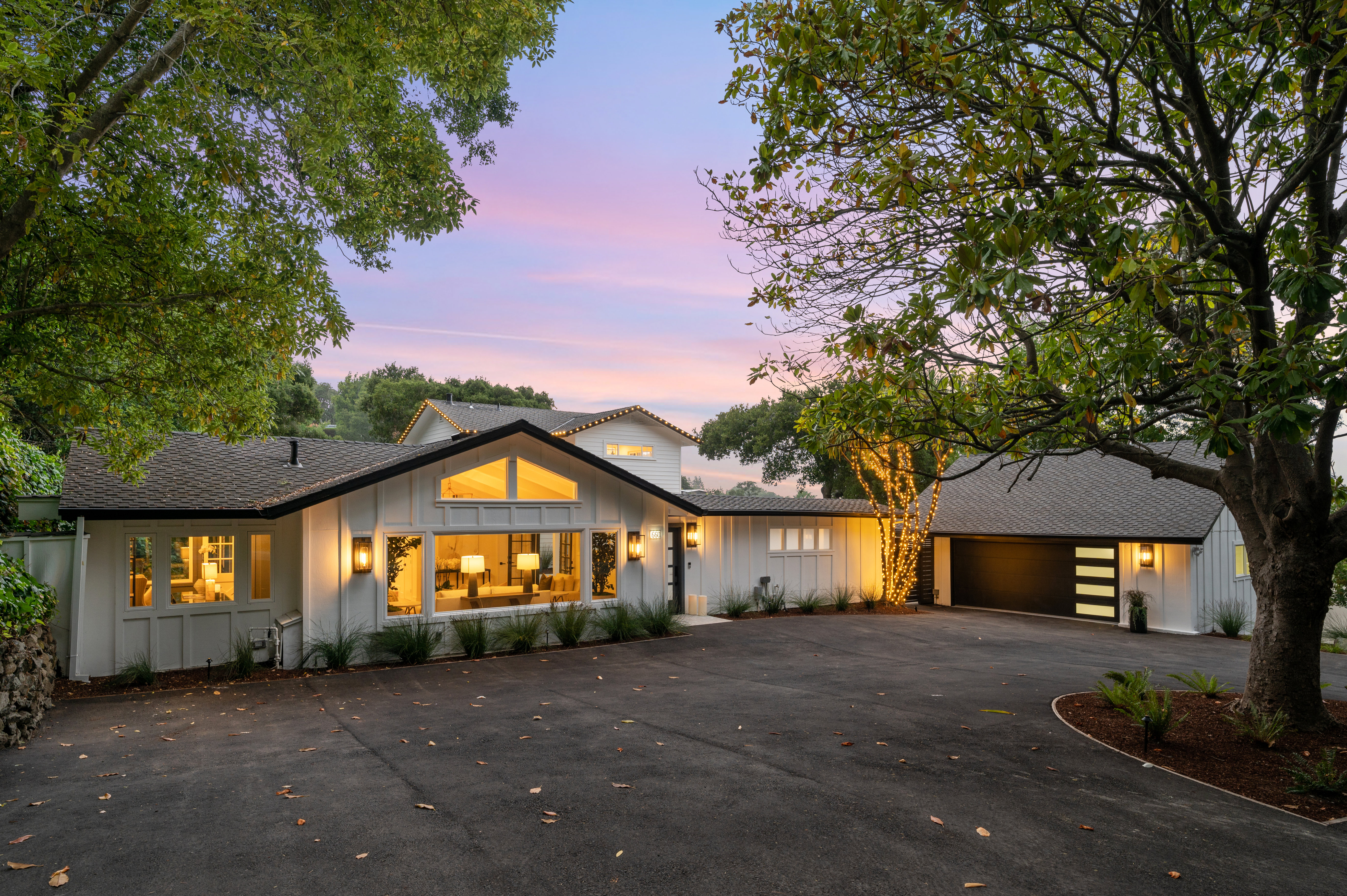 660 Pullman Road in Hillsborough is a gorgeously remodeled 4 bedroom home in the Carolands neighborhood