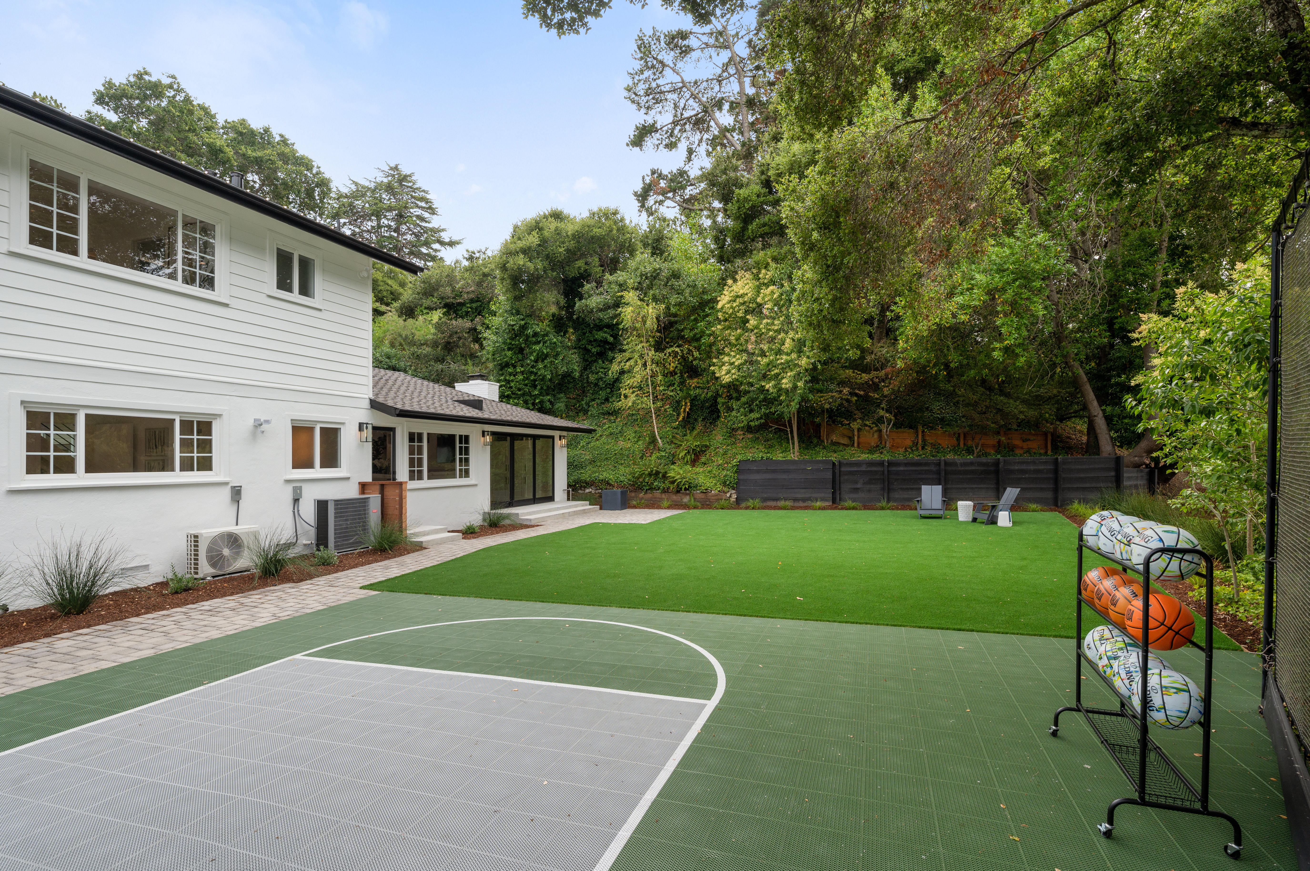 660 Pullman Road in Hillsborough is a gorgeously remodeled 4 bedroom home in the Carolands neighborhood