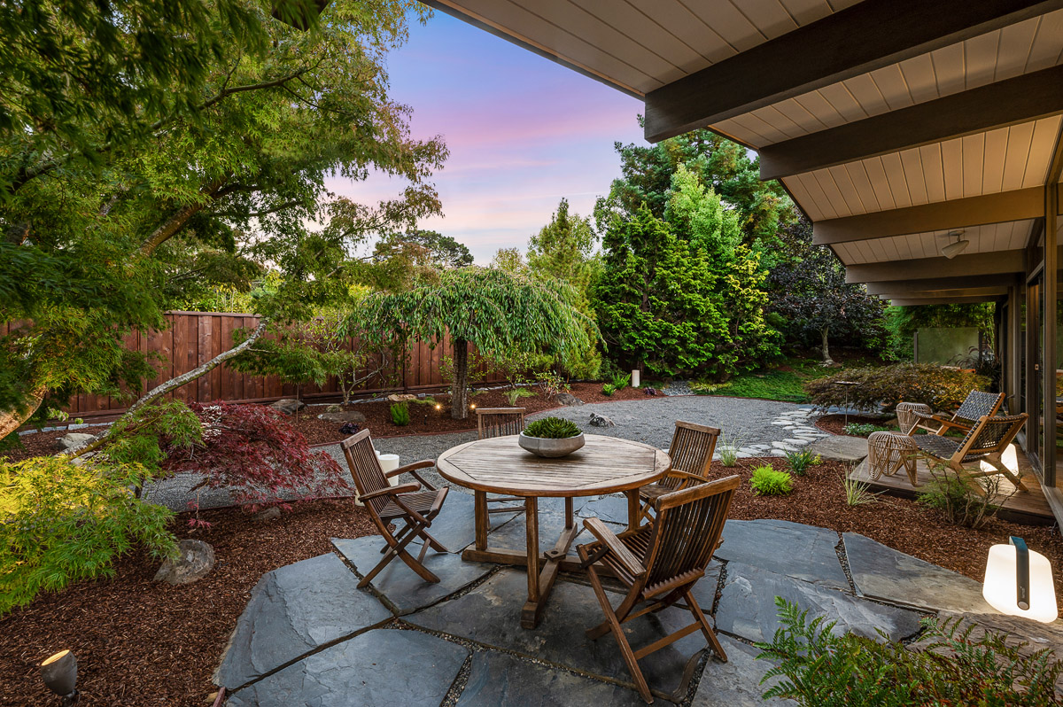 1547 Tarrytown Street is a stunning and sophisticated 4 bedroom Eichler home in the San Mateo Highlands neighborhood