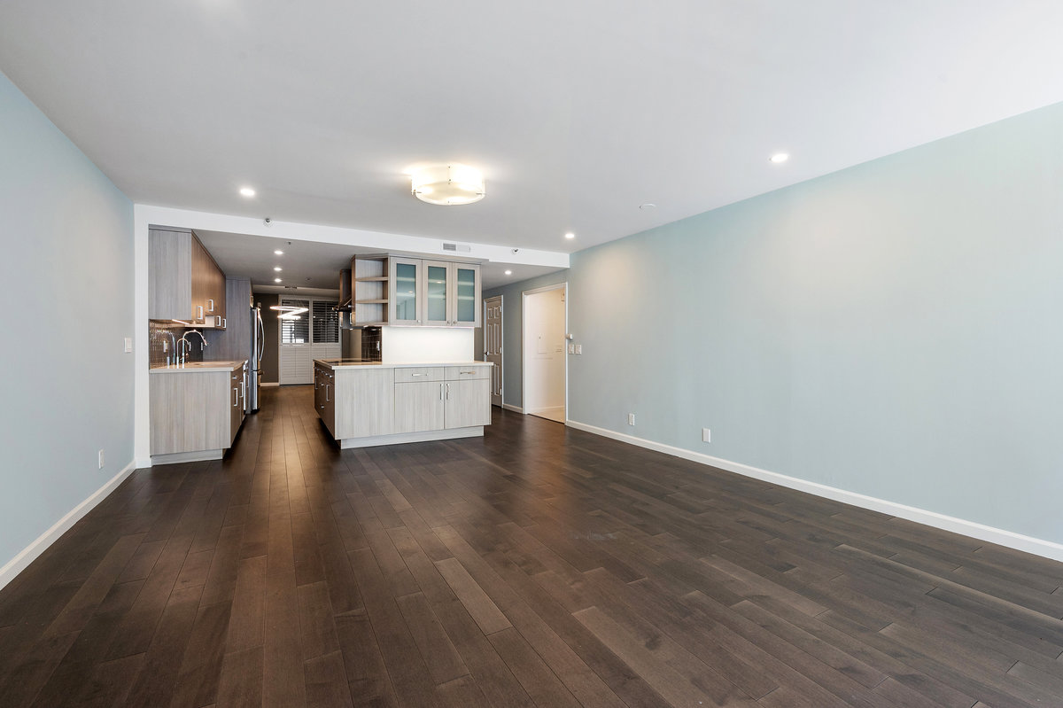 555 Laurel Ave #509 is a remodeled 2 bedroom, 2 bathroom condo