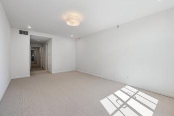 555 Laurel Ave #509 is a remodeled 2 bedroom, 2 bathroom condo