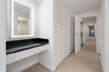 555 Laurel Ave #509 is a remodeled 2 bedroom, 2 bathroom condo