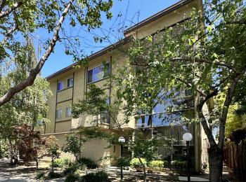 1121 Douglas Avenue #301 is a Pristine Two Bedroom Condo in the Heart of Downtown Burlingame