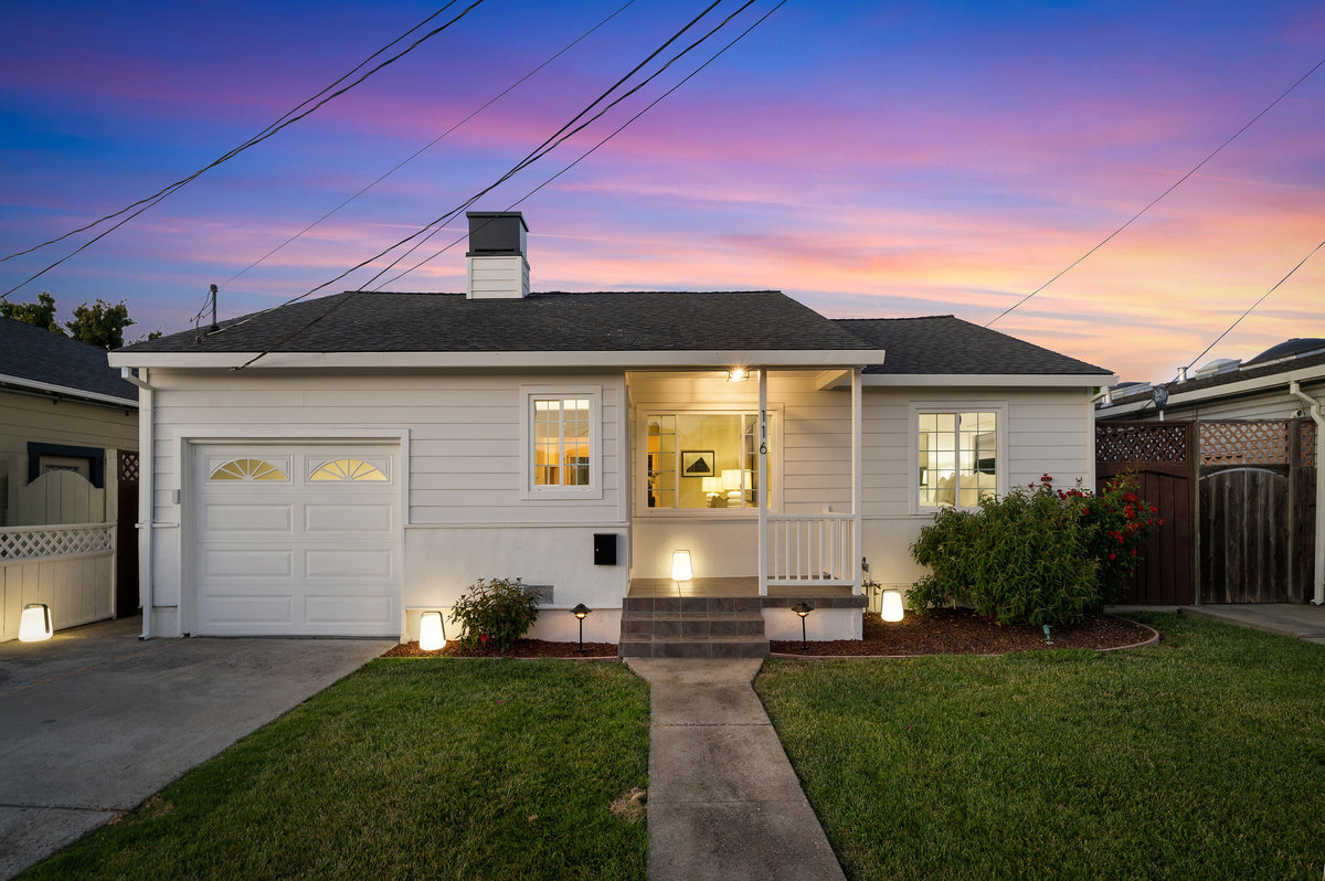 116 Prague Street, San Mateo 116 Prague is a 2 bedroom home in San Mateo, listed by The Sharp Group.