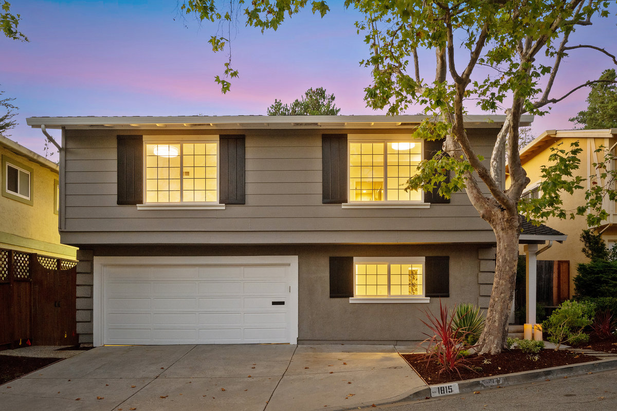 1815 Canyon Oak Court, San Mateo 1815 Canyon Oak Court is a 4 bed, 2.5 bath single family home in San Mateo, listed by The Sharp Group.